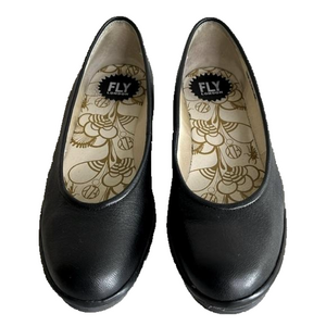 NWOT❗️FLY London Sz 39 Yoni Black Leather Wedge Flats US 8-9 $200